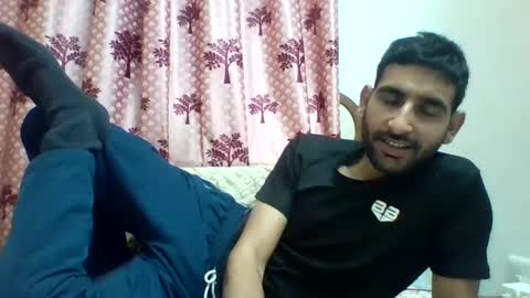 akash online show from February 25, 8:14 am