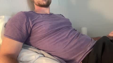 bigcollegecock69690 online show from December 18, 5:21 pm