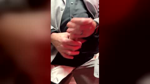 bigdick3981 online show from April 13, 12:17 pm