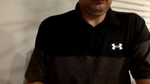 Snapshot of bigdickshowoff9877 chatting on October 30, 6:37 am Bigdickshowoff9877 online show from October 30, 6:37 am