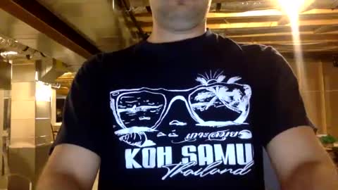 Snapshot of bigdickshowoff9877 chatting on February 18, 7:10 am Bigdickshowoff9877 online show from February 18, 7:10 am