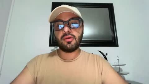 Juicy online show from April 13, 2:34 am