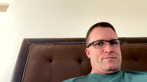 bigger22332233 online show from December 30, 9:50 pm