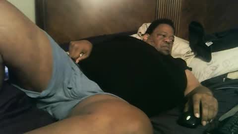 biggyscorpio online show from December 4, 7:17 am