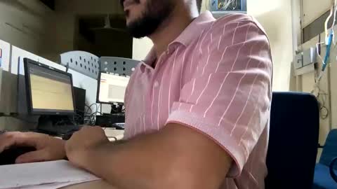 bighandsomesatisfy online show from March 7, 7:22 pm