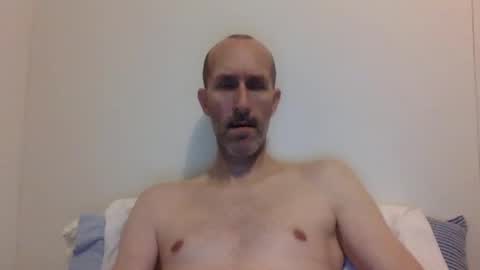 Snapshot of bighugemouthful chatting on February 13, 2:01 am Chaz online show from February 13, 2:01 am