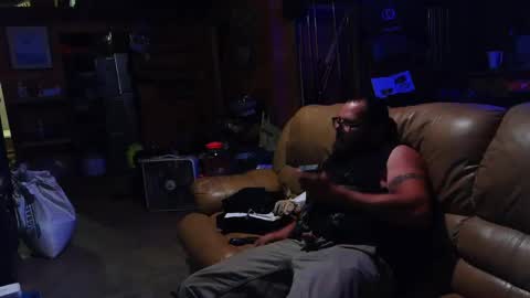 bigmotopayne8769 online show from May 11, 7:32 am