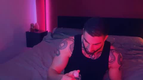 Gogo online show from November 15, 3:25 pm