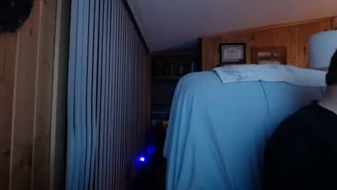 Snapshot of bigthicksatisfying2 chatting on October 17, 1:31 am bigthicksatisfying2 online show from October 17, 1:31 am
