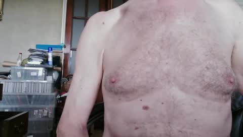 bigukphallus online show from June 18, 12:43 pm