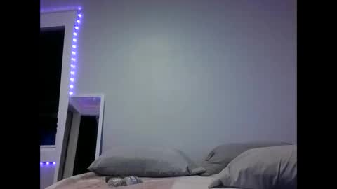 bigwaynebabyxxx online show from April 8, 5:19 am