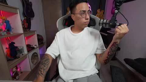 bigxboy96 online show from September 9, 4:12 am