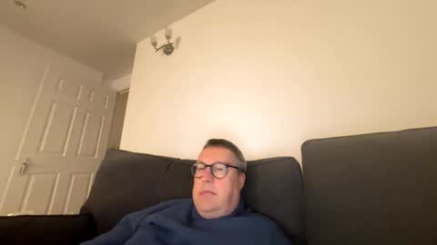 Just call me master online show from February 5, 7:32 pm