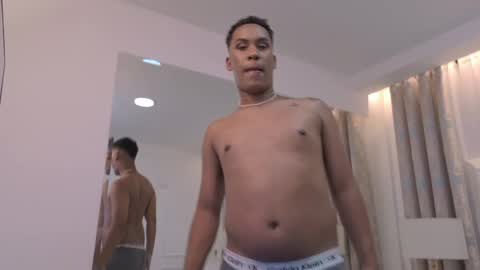 Billyelle online show from May 23, 2:11 pm