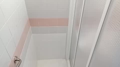 Bill online show from December 4, 10:30 pm