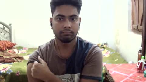 birbikrom104 online show from May 26, 2:13 pm