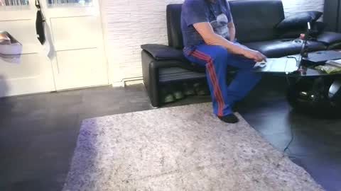 Bitchnk online show from December 29, 4:08 pm