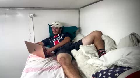 bitedeforain online show from September 18, 10:45 pm