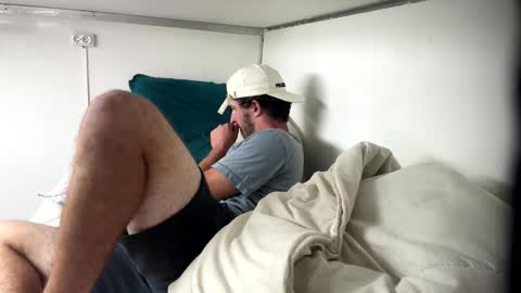 bitedeforain online show from September 21, 9:26 pm