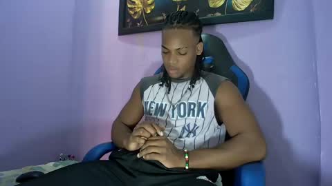 tu morenito online show from December 7, 7:43 pm