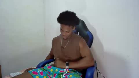 tu morenito online show from September 21, 5:46 pm