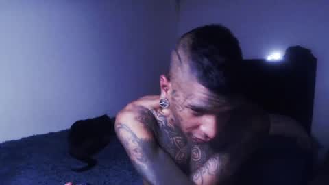 Snapshot of black_firex chatting on October 2, 5:06 pm black_firex online show from October 2, 5:06 pm