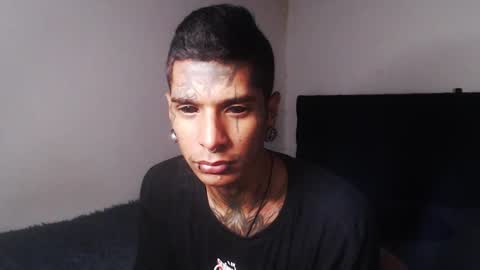 Snapshot of black_firex chatting on October 11, 10:14 pm black_firex online show from October 11, 10:14 pm