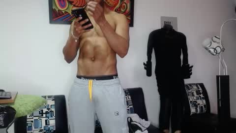 black_hot26 online show from September 19, 5:24 pm