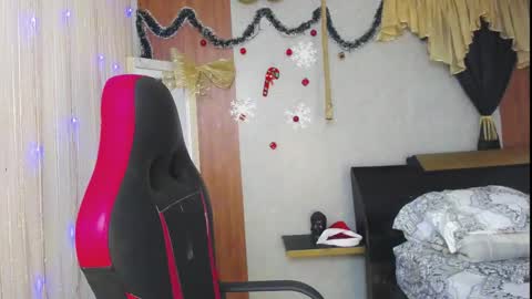 black_king_241 online show from January 14, 4:06 am