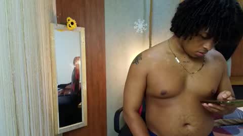 black_king_241 online show from March 2, 5:08 am