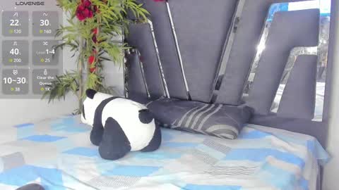 B L A C K  R O S E  online show from March 8, 11:33 am