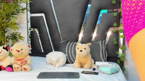 B L A C K  R O S E  online show from January 23, 12:09 pm