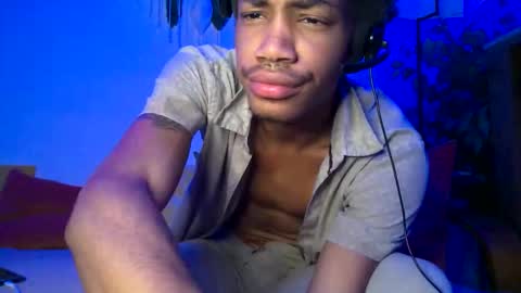 BlackBullTitus online show from March 5, 6:09 am