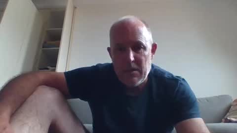 blackdog71 online show from March 10, 7:44 am