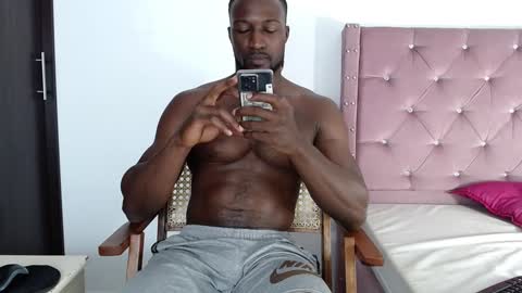 Twtter 1MikeBeckford            Onlyfns beckfordmike online show from January 11, 9:57 pm