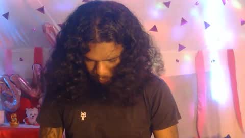 i am D.L online show from February 21, 11:33 am