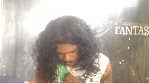 i am D.L online show from February 24, 12:48 pm