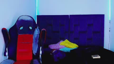 blade_sensual online show from October 17, 6:39 am