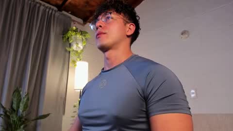 Blake Levi  Independent Model online show from February 22, 11:54 pm