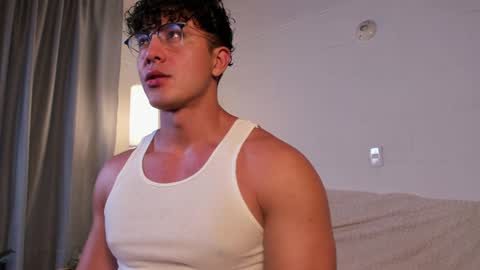 Blake Levi  Independent Model online show from January 3, 1:05 am