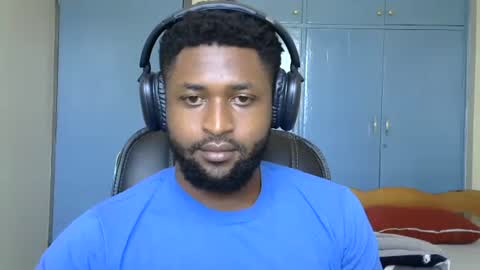 blakmoufaka online show from October 12, 8:52 am