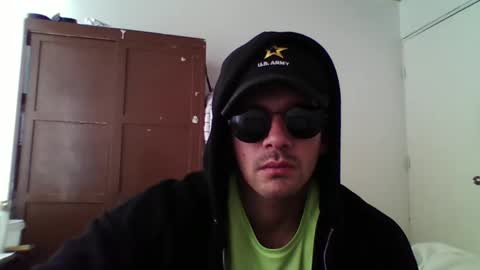 Snapshot of blckhorse19 chatting on February 16, 3:48 pm blckhorse19 online show from February 16, 3:48 pm