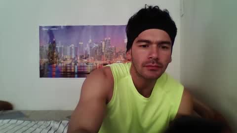 Snapshot of blckhorse19 chatting on February 26, 12:25 pm blckhorse19 online show from February 26, 12:25 pm