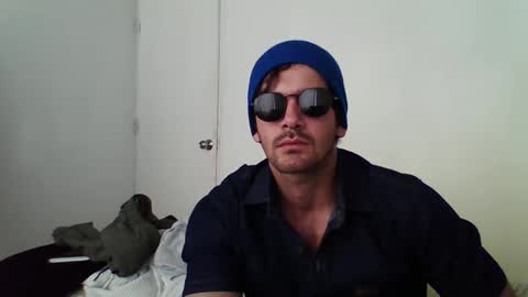 Snapshot of blckhorse19 chatting on February 15, 4:23 pm blckhorse19 online show from February 15, 4:23 pm