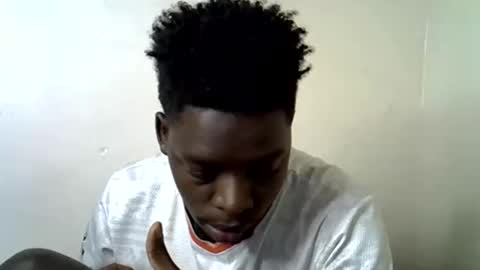 Black  brown online show from December 17, 5:25 am