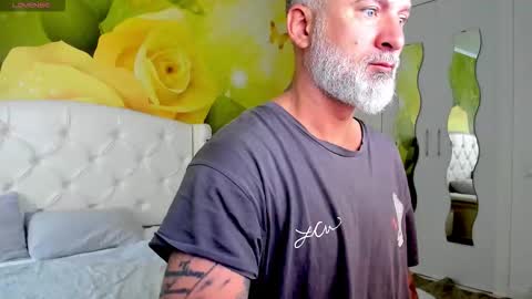 Nico online show from November 8, 9:01 am