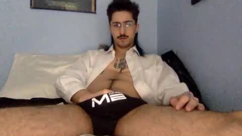 Blue online show from April 21, 9:32 pm