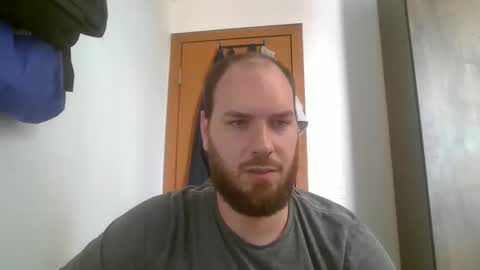 Snapshot of bluec2c chatting on February 24, 6:15 pm Blue online show from February 24, 6:15 pm