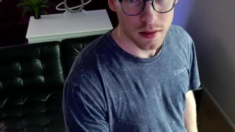 blueeyedtallguy online show from March 12, 9:33 pm