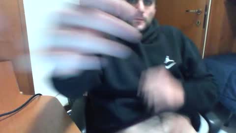 Snapshot of bluejoee chatting on October 17, 4:33 pm bluejoee online show from October 17, 4:33 pm